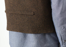 Load image into Gallery viewer, Kobe Vest in Brown